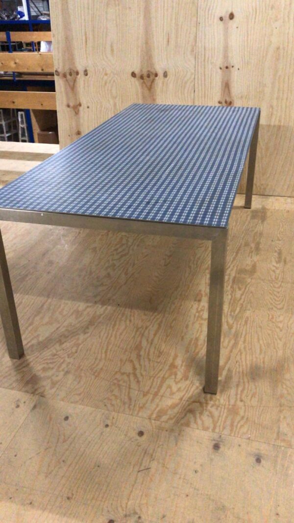 Eettafel Trespa tafelkleed