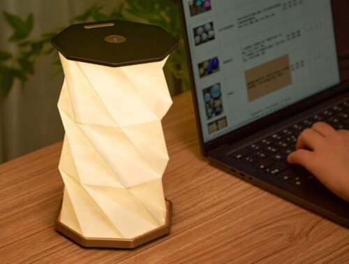 Twist hexagon lamp